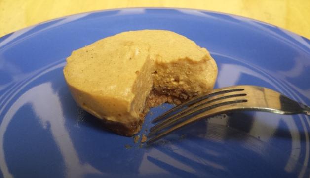 No Bake Mini Vegan Pumpkin Cheezecakes