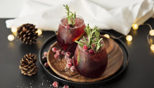 Sparkling Ginger-Pom Drink