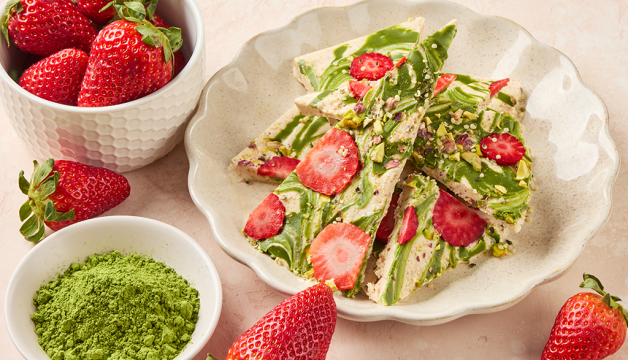Strawberry Matcha Latte Yogurt Bark