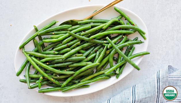 Veggie Loaf with Mushroom Gravy Served with Green Beans with a Kick - second image