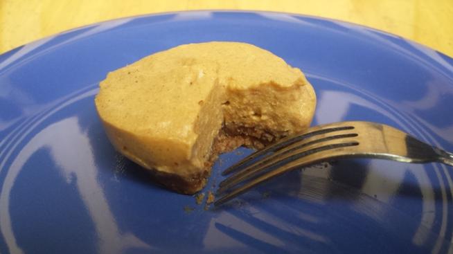 No Bake Mini Vegan Pumpkin Cheezecakes