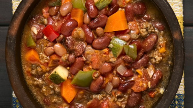 Natural Grocers Loaded Slow Cooker Elk And Beef Chili Recipe