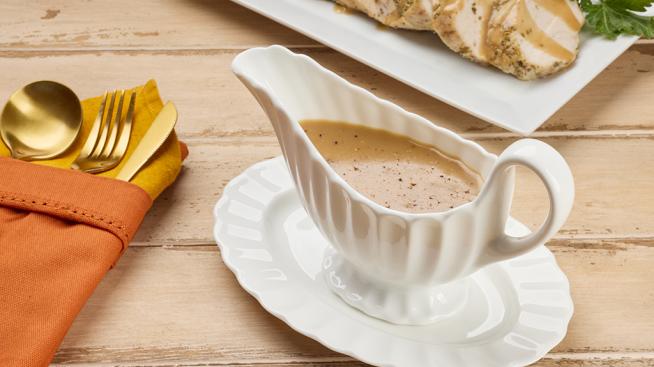 Turkey Neck and Giblet Gravy